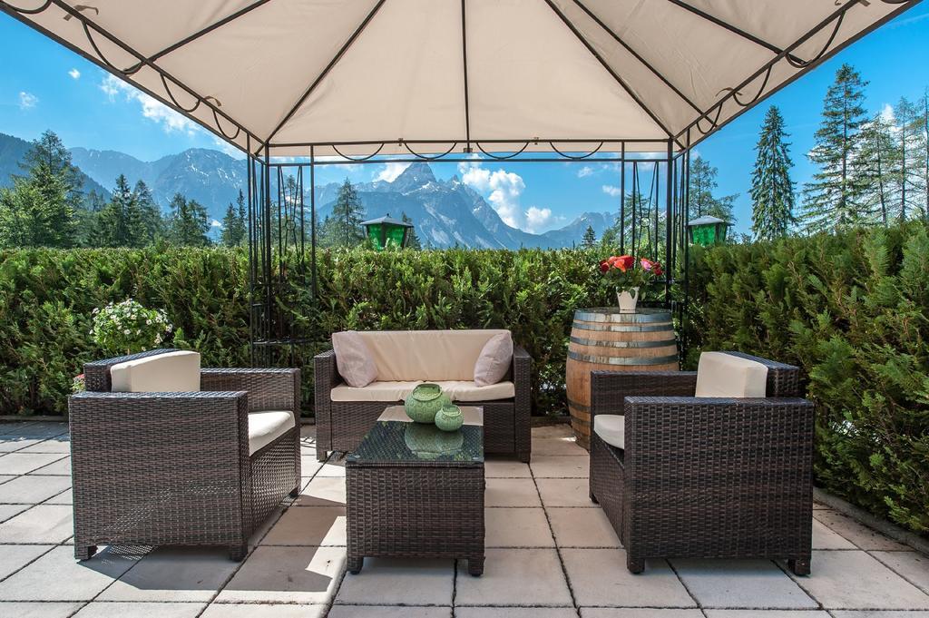 Zugspitzhotel Diana Thoerle แอห์วัลด์ ภายนอก รูปภาพ