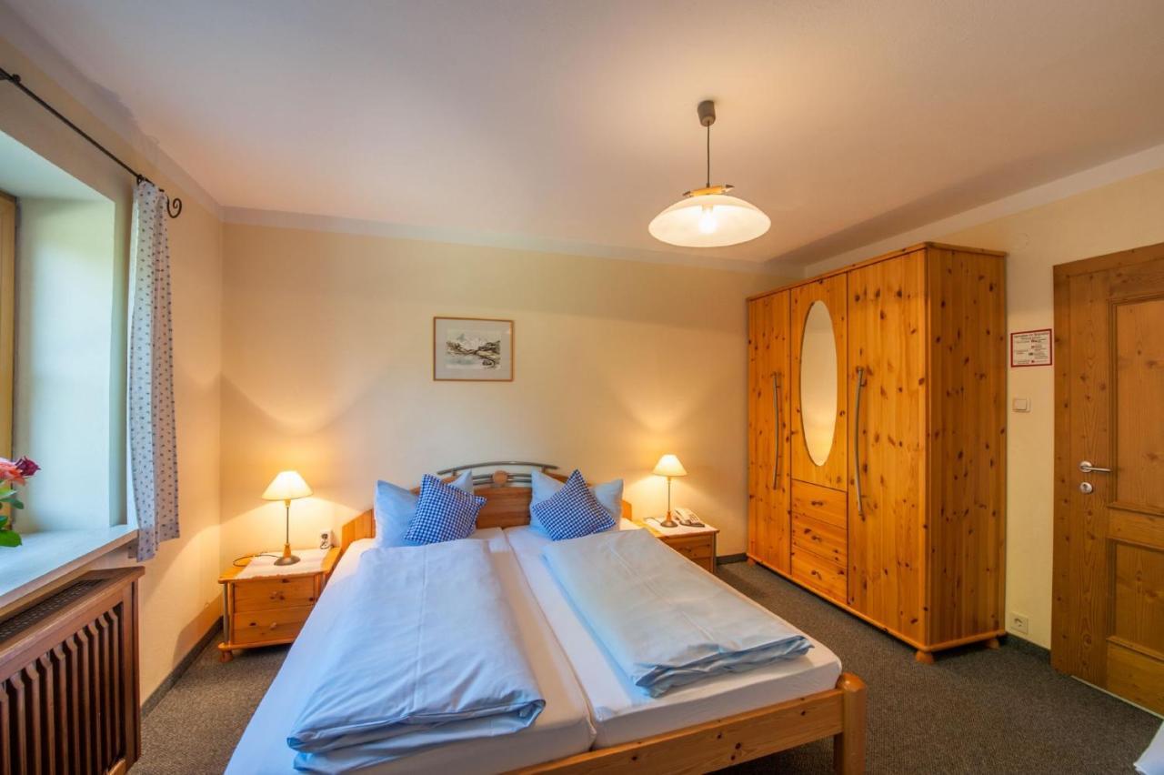 Zugspitzhotel Diana Thoerle แอห์วัลด์ ภายนอก รูปภาพ